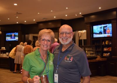 couple at happy hour at the coastal alabama couples classic